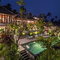 Luxurious Six Bedroom Villa with Enchanting Jungle Views in Gianyar. Villas in Bali for Sale: Вилла в Гианьяр, Балиан за 18 млрд. IDR. Freehold. Предварительный просмотр фото #1