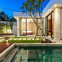 Luxury living with modern comforts in prime Jimbaran location. Villas in Bali for Sale: Вилла в Джимбаран, Балиан за 290 тыс. USD. Leasehold. Предварительный просмотр фото #2