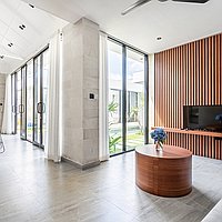 Luxury living with modern comforts in prime Jimbaran location. Villas in Bali for Sale: Вилла в Джимбаран, Балиан за 290 тыс. USD. Leasehold. Предварительный просмотр фото #4