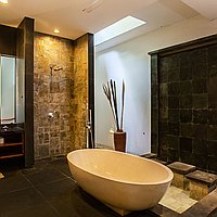 Huge Four-Bedroom Family Villa on 800sqm in Jimbaran Hills, with Breathtaking Ocean Views. Villas in Bali for Sale: Vila di dalam Jimbaran, Bali untuk 4,3 Miliar IDR. Leasehold. Pratinjau foto #12