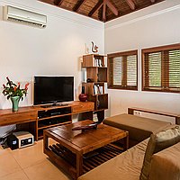 Huge Four-Bedroom Family Villa on 800sqm in Jimbaran Hills, with Breathtaking Ocean Views. Villas in Bali for Sale: Vila di dalam Jimbaran, Bali untuk 4,3 Miliar IDR. Leasehold. Pratinjau foto #8