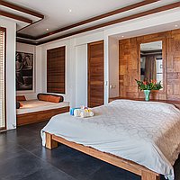 Huge Four-Bedroom Family Villa on 800sqm in Jimbaran Hills, with Breathtaking Ocean Views. Villas in Bali for Sale: Vila di dalam Jimbaran, Bali untuk 4,3 Miliar IDR. Leasehold. Pratinjau foto #11