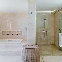 Impeccably presented Four-Bedrooms Freehold Villa with Ocean Vistas in Jimbaran. Villas in Bali for Sale: Вилла в Джимбаран, Балиан за 726 тыс. USD. Freehold. Предварительный просмотр фото #10