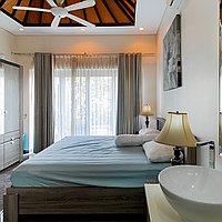 High-Quality Freehold Five-Bedroom Villa, Near Kedonganan Beach. Villas in Bali for Sale: Vila di dalam Jimbaran, Bali untuk 5,3 Miliar IDR. Freehold. Pratinjau foto #6