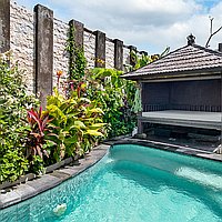 High-Quality Freehold Five-Bedroom Villa, Near Kedonganan Beach. Villas in Bali for Sale: Vila di dalam Jimbaran, Bali untuk 5,3 Miliar IDR. Freehold. Pratinjau foto #8