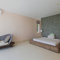 Luxury modern freehold villa with rooftop and Jimbaran Bay views. Villas in Bali for Sale: Вилла в Джимбаран, Балиан за 1168 тыс. USD. Freehold. Предварительный просмотр фото #8