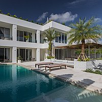 Luxury modern freehold villa with rooftop and Jimbaran Bay views. Villas in Bali for Sale: Вилла в Джимбаран, Балиан за 1170 тыс. USD. Freehold. Предварительный просмотр фото #1