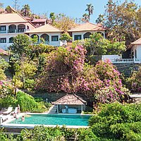 Uncover Rare Potential: Invest in Freehold Boutique Resort with 9 Bedrooms at Amed’s Famous Diving Spot. Villas in Bali for Sale: Вилла в Карангасем, Балиан за 1101 тыс. USD. Freehold. Предварительный просмотр фото #8