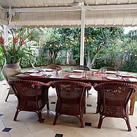 Traditional elegance 4-bedroom family home in Kerobokan. Villas in Bali for Sale: Вилла в Керобокан, Балиан за 54,2 млн. RUB. Leasehold. Предварительный просмотр фото #3