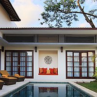 Stylish Four-Bedroom Villa in Highly Desirable Kerobokan. Villas in Bali for Sale: Вилла в Керобокан, Балиан за 195 тыс. USD. Leasehold. Предварительный просмотр фото #2