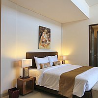 Stylish Four-Bedroom Villa in Highly Desirable Kerobokan. Villas in Bali for Sale: Вилла в Керобокан, Балиан за 195 тыс. USD. Leasehold. Предварительный просмотр фото #5