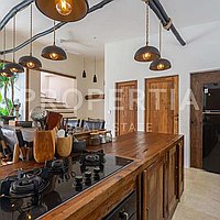 Tropical Paradise: Perfect Investment Or Family Home. Villas in Bali for Sale: Вилла в Керобокан, Балиан за 37,9 млн. RUB. Leasehold. Предварительный просмотр фото #8