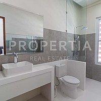 Beautiful Modern Family Home In Kerobokan. Villas in Bali for Sale: Вилла в Керобокан, Балиан за 326 тыс. USD. Leasehold. Предварительный просмотр фото #3