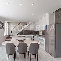 Beautiful Modern Family Home In Kerobokan. Villas in Bali for Sale: Вилла в Керобокан, Балиан за 326 тыс. USD. Leasehold. Предварительный просмотр фото #1