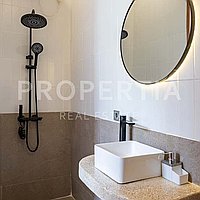 Modern Cozy Villa In Kerobokan. Villas in Bali for Sale: Вилла в Керобокан, Балиан за 122 тыс. USD. Leasehold. Предварительный просмотр фото #5