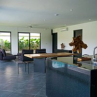 Captivating rice field view villa in Umalas. Villas in Bali for Sale: Вилла в Керобокан, Балиан за 350 тыс. USD. Leasehold. Предварительный просмотр фото #2