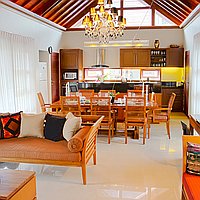 Traditional Balinese Beauty 3 Bedroom Villa Plus 1 Bedroom Studio, in Kerobokan. Villas in Bali for Sale: Вилла в Керобокан, Балиан за 148 тыс. USD. Leasehold. Предварительный просмотр фото #2