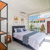 Stunning Modern Villa In Kerobokan. Villas in Bali for Sale: Вилла в Керобокан, Балиан за 350 тыс. USD. Leasehold. Предварительный просмотр фото #8