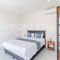 Stunning Modern Villa In Kerobokan. Villas in Bali for Sale: Вилла в Керобокан, Балиан за 350 тыс. USD. Leasehold. Предварительный просмотр фото #4