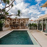 Beautiful Family Home In Kerobokan. Villas in Bali for Sale: Вилла в Керобокан, Балиан за 22,3 млн. RUB. Leasehold. Предварительный просмотр фото #23