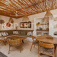 Beautiful Family Home In Kerobokan. Villas in Bali for Sale: Вилла в Керобокан, Балиан за 22,3 млн. RUB. Leasehold. Предварительный просмотр фото #18