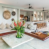 Chic 4-bedroom avant-garde villa in Umalas for lease. Villas in Bali for Sale: Вилла в Керобокан, Балиан за 918 тыс. USD. Leasehold. Предварительный просмотр фото #3