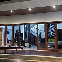 Minimalist Modern House For Sell. Villas in Bali for Sale: Вилла в Керобокан, Балиан за 533 тыс. USD. Freehold. Предварительный просмотр фото #2