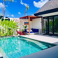 Multi – Purpose Fantastic Opportunity For Investment 2 X 2 Bedroom Villas + Empty Land – Kerobokan. Villas in Bali for Sale: Vila di dalam Kerobokan, Bali untuk 9,3 Miliar IDR. Leasehold. Pratinjau foto #1