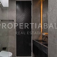 Modern Contemporary Villa In Kerobokan. Villas in Bali for Sale: Вилла в Керобокан, Балиан за 276 тыс. USD. Leasehold. Предварительный просмотр фото #13