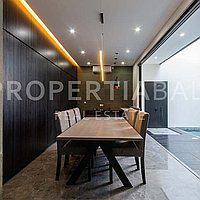 Modern Contemporary Villa In Kerobokan. Villas in Bali for Sale: Вилла в Керобокан, Балиан за 275 тыс. USD. Leasehold. Предварительный просмотр фото #4