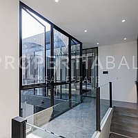 Contemporary Family Villa In Kerobokan. Villas in Bali for Sale: Вилла в Керобокан, Балиан за 284 тыс. USD. Leasehold. Предварительный просмотр фото #1