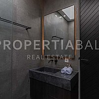 Contemporary Family Villa In Kerobokan. Villas in Bali for Sale: Вилла в Керобокан, Балиан за 285 тыс. USD. Leasehold. Предварительный просмотр фото #8