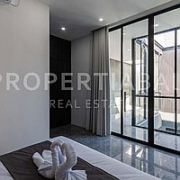 Contemporary Family Villa In Kerobokan. Villas in Bali for Sale: Вилла в Керобокан, Балиан за 285 тыс. USD. Leasehold. Предварительный просмотр фото #9