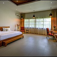 Elegant tropical villa in Umalas with expansive garden. Villas in Bali for Sale: Вилла в Керобокан, Балиан за 60,6 млн. RUB. Leasehold. Предварительный просмотр фото #5