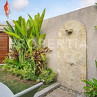 Beautiful Modern Villa In Kerobokan. Villas in Bali for Sale: Вилла в Керобокан, Балиан за 222 тыс. USD. Leasehold. Предварительный просмотр фото #15