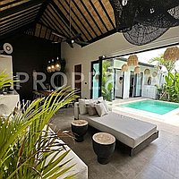 Amazing Modern Cozy Villa In Kerobokan. Villas in Bali for Sale: Вилла в Керобокан, Балиан за 16,7 млн. RUB. Leasehold. Предварительный просмотр фото #1