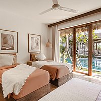 Chic and cozy tropical retreat near Umalas. Villas in Bali for Sale: Vila di dalam Kerobokan, Bali untuk 9,8 Miliar IDR. Leasehold. Pratinjau foto #7