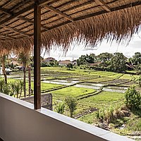 Chic and cozy tropical retreat near Umalas. Villas in Bali for Sale: Vila di dalam Kerobokan, Bali untuk 9,8 Miliar IDR. Leasehold. Pratinjau foto #9