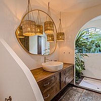 Chic and cozy tropical retreat near Umalas. Villas in Bali for Sale: Vila di dalam Kerobokan, Bali untuk 9,8 Miliar IDR. Leasehold. Pratinjau foto #13