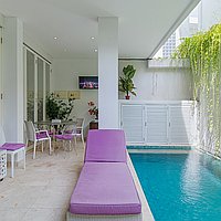 Three-Bedroom Villa in Secure Complex – 5-Minute Walk to Beach with Long Lease. Villas in Bali for Sale: Vila di dalam Legian, Bali untuk 3,4 Miliar IDR. Leasehold. Pratinjau foto #1