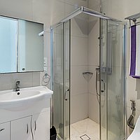 Three-Bedroom Villa in Secure Complex – 5-Minute Walk to Beach with Long Lease. Villas in Bali for Sale: Vila di dalam Legian, Bali untuk 3,4 Miliar IDR. Leasehold. Pratinjau foto #11