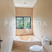 Beautiful Modern Family Home In Munggu. Villas in Bali for Sale: Вилла в Мунггу, Балиан за 255 тыс. USD. Freehold. Предварительный просмотр фото #11