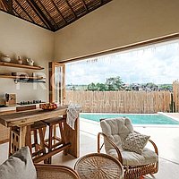 Modern Boho Style Villa In Munggu. Villas in Bali for Sale: Вилла в Мунггу, Балиан за 3,0 млрд. IDR. Leasehold. Предварительный просмотр фото #1