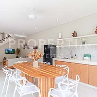 Tranquil Modern Family Home In Munggu. Villas in Bali for Sale: Вилла в Мунггу, Балиан за 16,3 млн. RUB. Leasehold. Предварительный просмотр фото #1