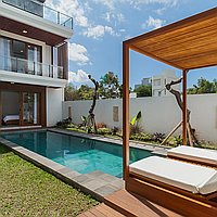 Luxurious Newly Built Four-Bedroom Freehold Villa with Sea View in Prestigious Nusa Dua. Villas in Bali for Sale: Вилла в Нуса Дуа, Балиан за 489 тыс. USD. Freehold. Предварительный просмотр фото #1