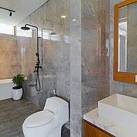 Luxurious Newly Built Four-Bedroom Freehold Villa with Sea View in Prestigious Nusa Dua. Villas in Bali for Sale: Вилла в Нуса Дуа, Балиан за 489 тыс. USD. Freehold. Предварительный просмотр фото #9