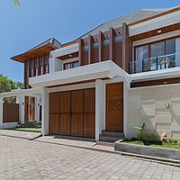 Elegant Recently Built Four-Bedroom Villa with Leasehold Flexibility and Stunning Sea Views in Nusa Dua. Villas in Bali for Sale: Вилла в Нуса Дуа, Балиан за 504 тыс. USD. Leasehold. Предварительный просмотр фото #14