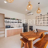 Beautiful Tropical Villa Minutes From Canggu. Villas in Bali for Sale: Вилла в Балиан за 201 тыс. USD. Leasehold. Предварительный просмотр фото #10