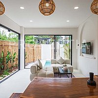 Beautiful Tropical Villa Minutes From Canggu. Villas in Bali for Sale: Вилла в Балиан за 201 тыс. USD. Leasehold. Предварительный просмотр фото #1