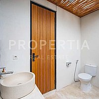 Beautiful Tropical Villa Minutes From Canggu. Villas in Bali for Sale: Вилла в Балиан за 201 тыс. USD. Leasehold. Предварительный просмотр фото #3